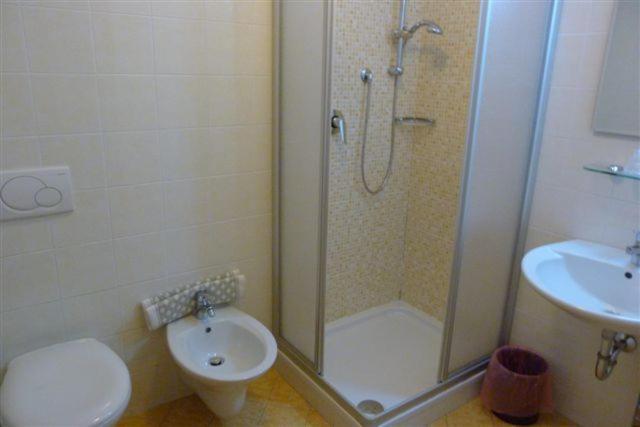 Bed and Breakfast Garni Cremona Bresanona Habitación foto